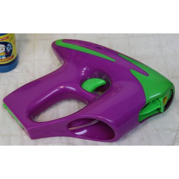 1999 Tootsie Toy Mr Bubbles Endless Blower Gun Toy Purple Party Summer Fun - Picture 4 of 9